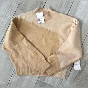 FOREVER 21 PREMIUM LABEL Sweater. NWT. Size Small. Tan and Cream